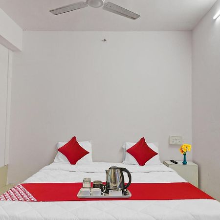 Hotel O Cozy Rooms Súrat Exteriér fotografie
