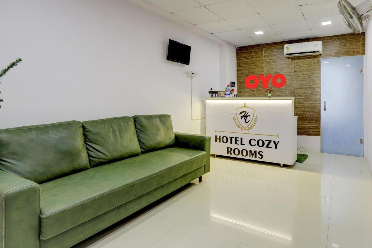 Hotel O Cozy Rooms Súrat Exteriér fotografie