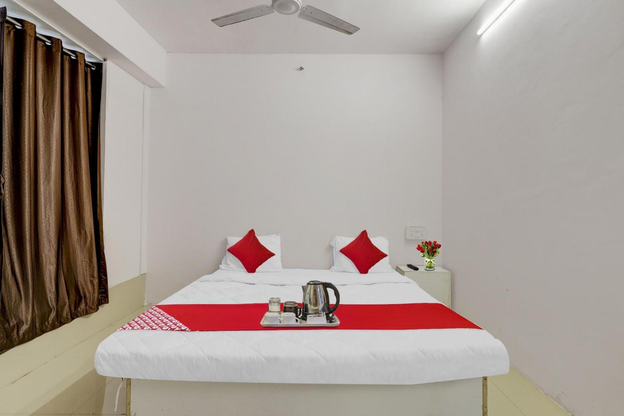 Hotel O Cozy Rooms Súrat Exteriér fotografie